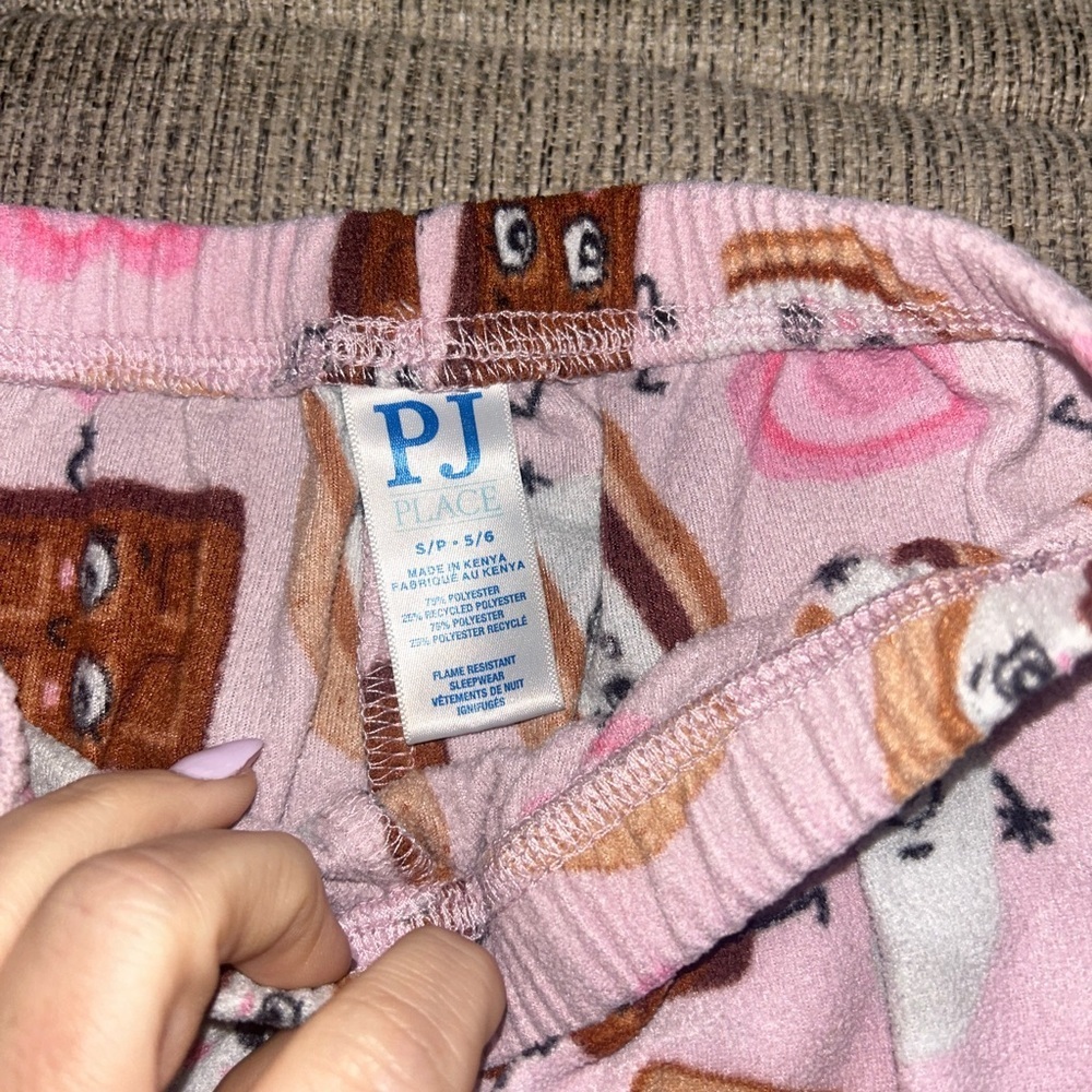 Lot of girls pajama sets size 5/6 - Picture 9 of 14